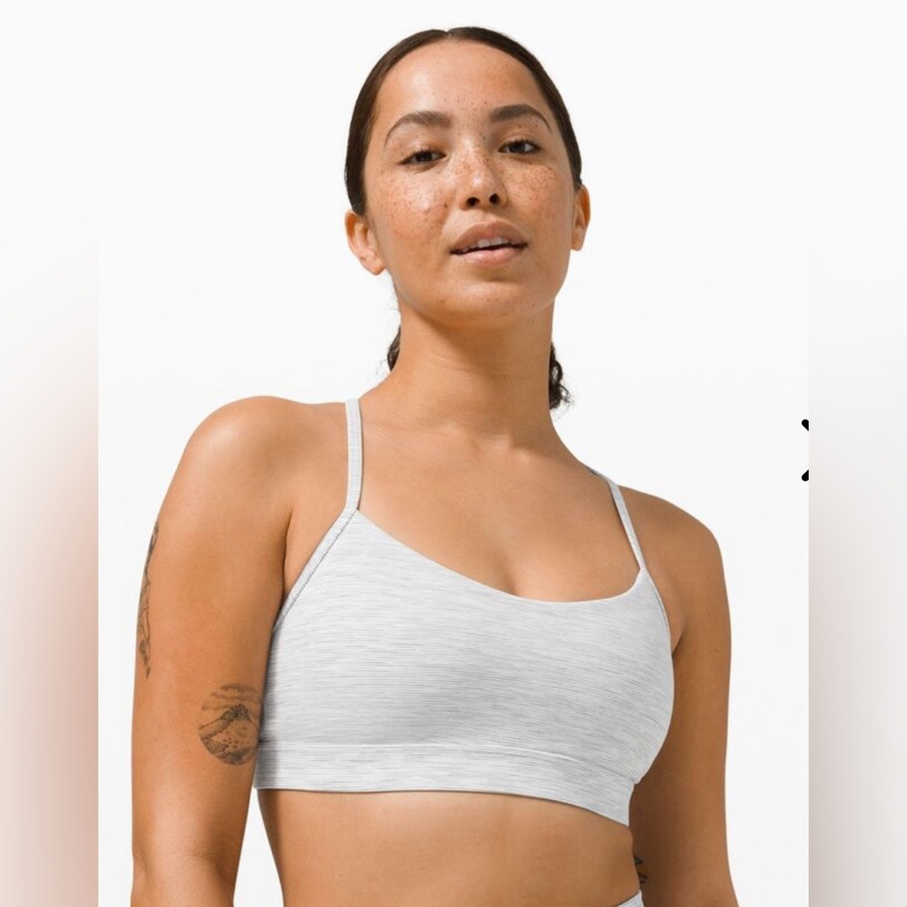 Lululemon Flow Y Nulu Bra *Light Support, A–C Cups, Size 4